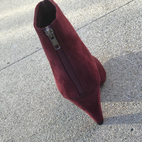 Delicious Thunder and Wine Burgundy retro Bootie - Picture 2 of 5